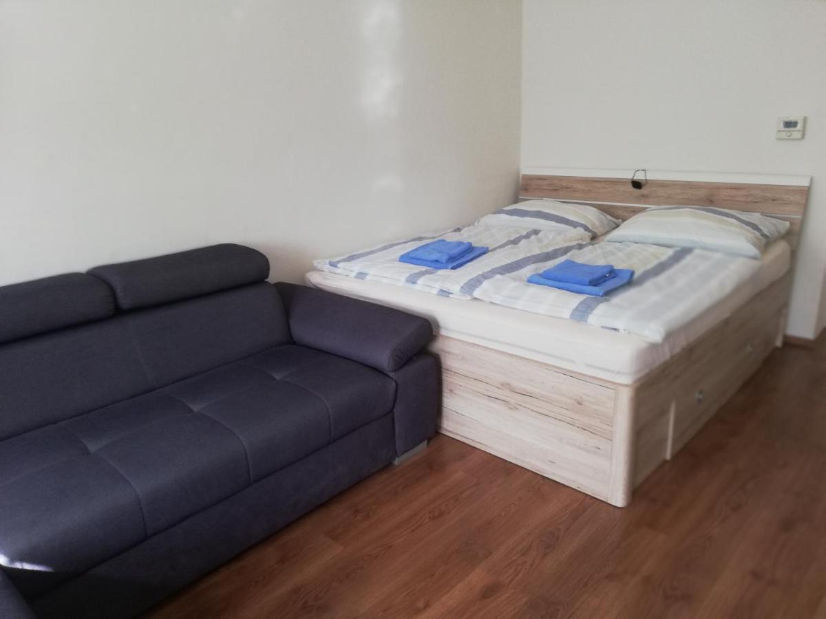 Apartment 70M2 Karlovy Vary Eksteriør bilde